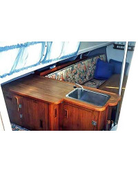 Roberts 22 Trailer Sailer Gallery -  interior photos p2