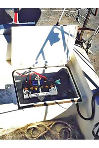 Roberts 22 Trailer Sailer Gallery -  deck, rig and trailer p4