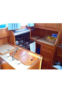 Roberts 39 Gallery - an excellent example of a well finished vessel