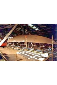 Roberts 434 Gallery - a radius chine steel hull at construction stage