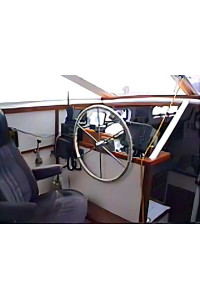 Roberts 434 Gallery Version D - Interior and exterior of a Roberts 434 Version D