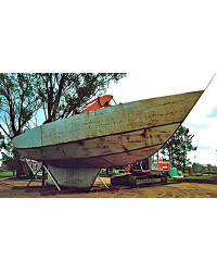 Roberts 53 Gallery - fitting the deck and superstructure p2