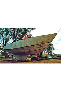 Roberts 53 Gallery - fitting the deck and superstructure p2